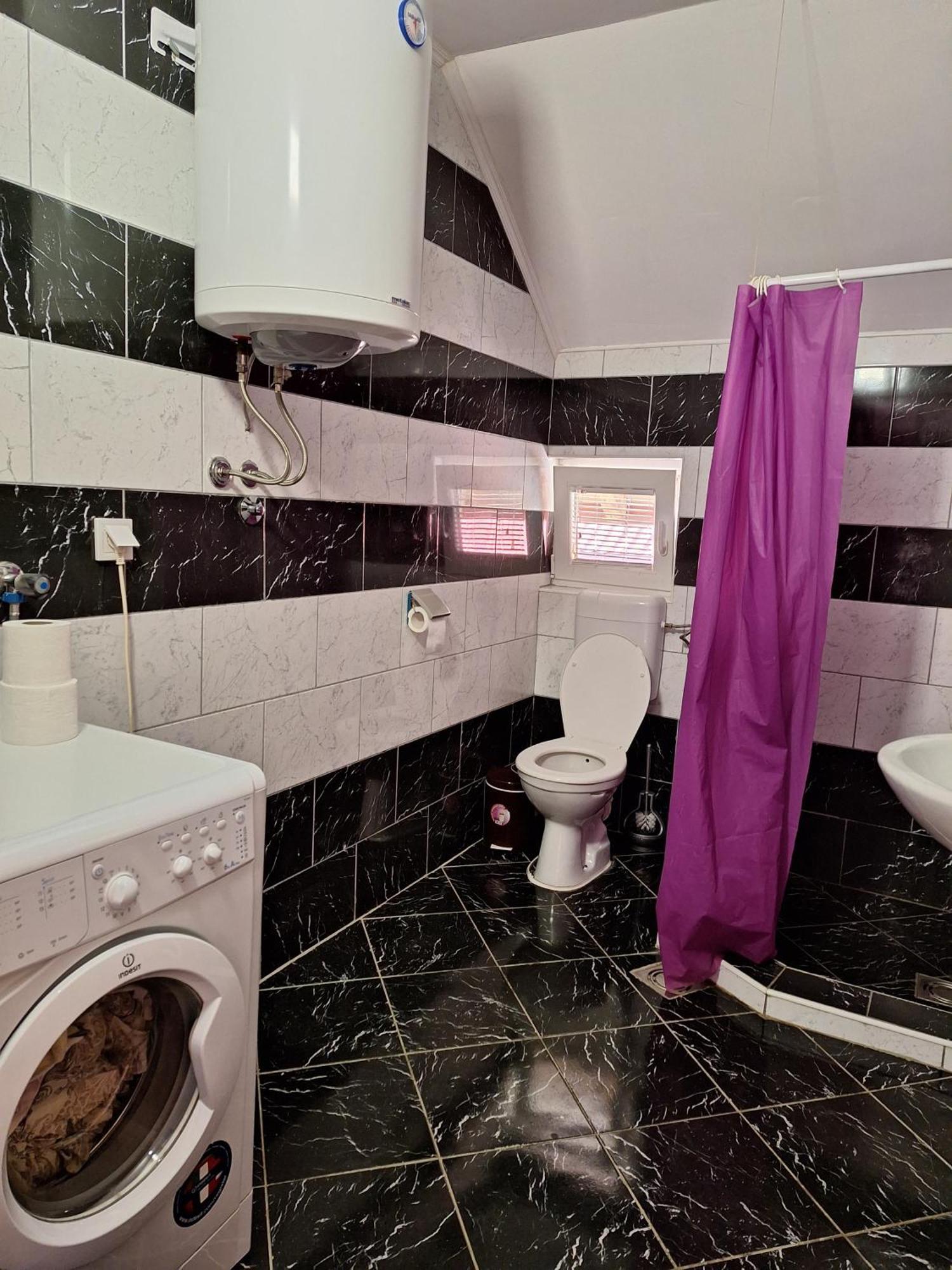 Appartement Apartman Ognjenovic à Plužine Extérieur photo